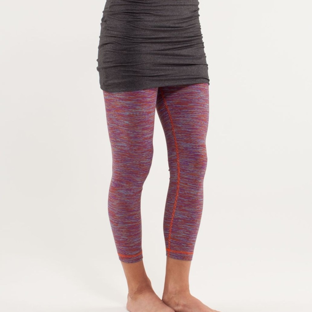 Lululemon Yin to You Wee Are From Space Black